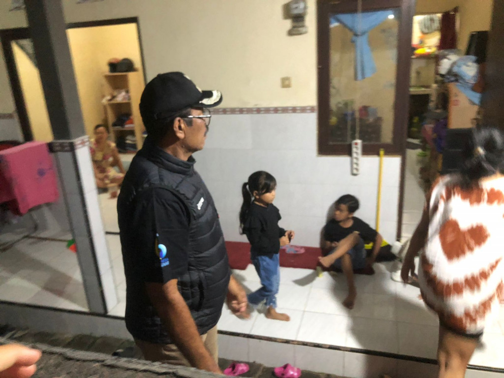 BERLANGSUNG KEGIATAN SIDAK PENDUDUK PENDATANG DI JL. DEWARAWATI MENGWITANI BERSAMA LINMAS, BNN KAB. BADUNG, SATPOL PP.